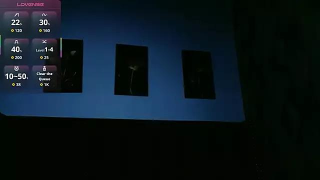 mamaneedsfun from StripChat