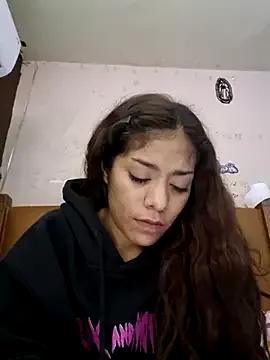 mamasitapetite from StripChat is Freechat