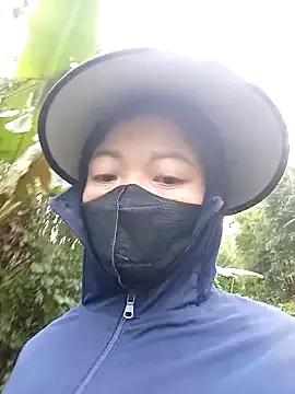 Mami_xxx from StripChat