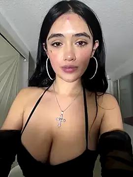 mandy222_ from StripChat is Freechat