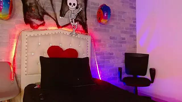 Dirty chat webcam: explore liveshows with versed models, from laying bare to fetishes, in a variety of sexy free adult webcams.