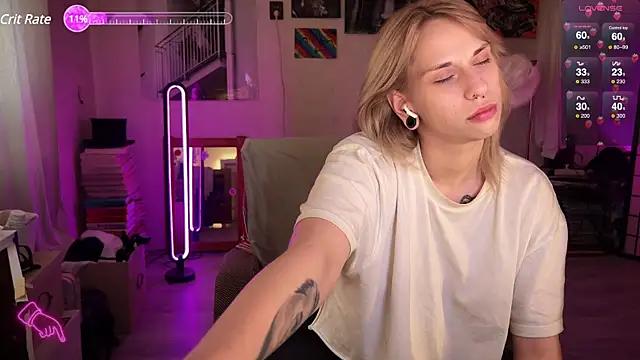 Mannarie_Madsinn from StripChat