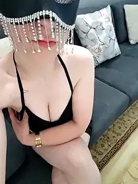 Manyakhatunn webcams show profile image 