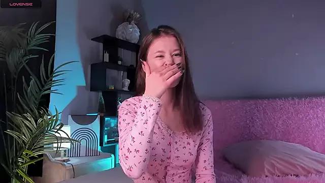 Mara_foulk from StripChat is Freechat