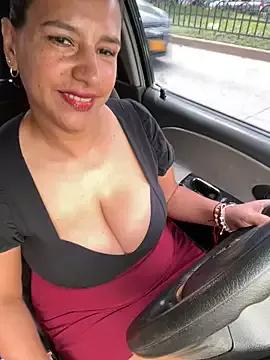Mara_luxx from StripChat