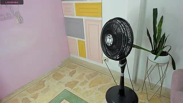 Mara_Torres1 from StripChat