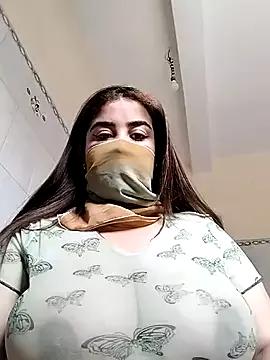 Maraamm from StripChat
