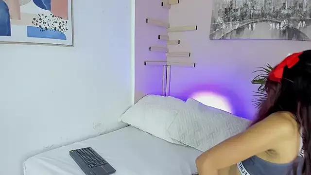 maraiah_petit from StripChat