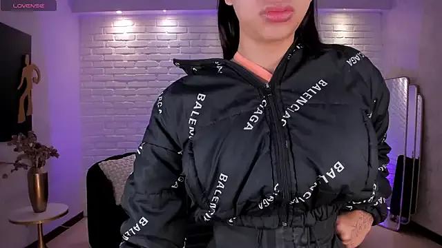 MaraRicci from StripChat