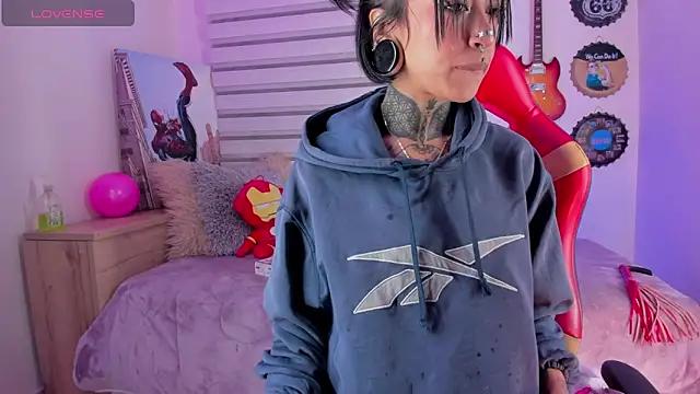 marchelin_ from StripChat is Freechat