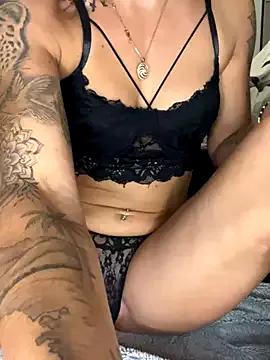 Photos of MargauxObsession from StripChat is Freechat
