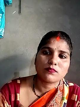 Maria33 webcams show profile image 