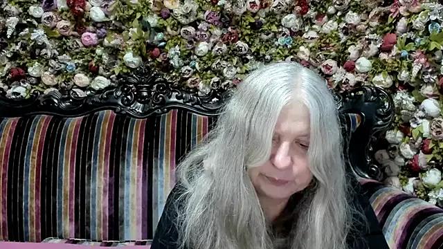 mariabelladonna from StripChat is Freechat