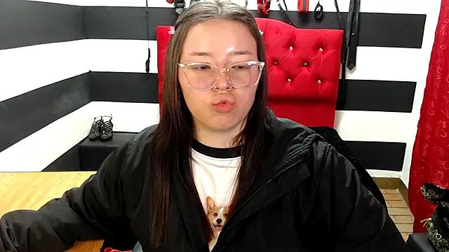 Dirty chat webcam: explore liveshows with versed models, from laying bare to fetishes, in a variety of sexy free adult webcams.