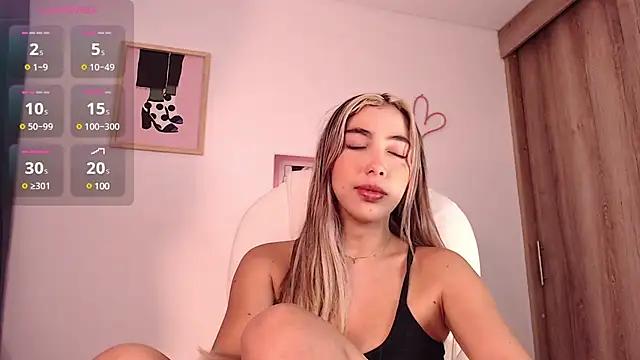 Dirty chat webcam: explore liveshows with versed models, from laying bare to fetishes, in a variety of sexy free adult webcams.