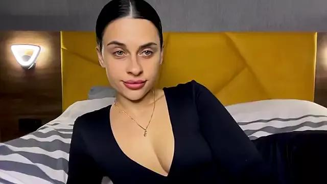 MariaValverdeee from StripChat is Freechat