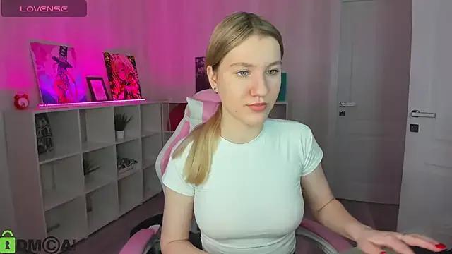 Mariel_Brown from StripChat is Freechat