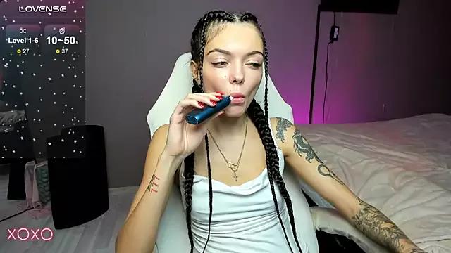 Dirty chat webcam: explore liveshows with versed models, from laying bare to fetishes, in a variety of sexy free adult webcams.