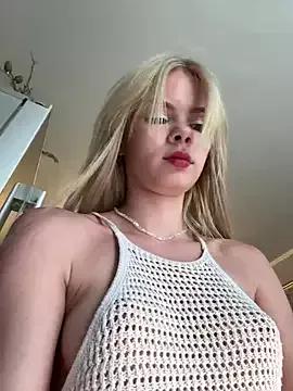 marisssechkkka from StripChat is Freechat