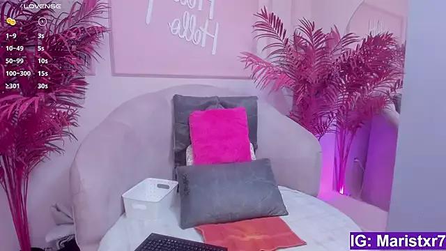 Maristxxr from StripChat is Freechat