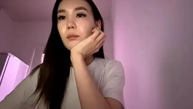 marry_dreams from StripChat is Freechat