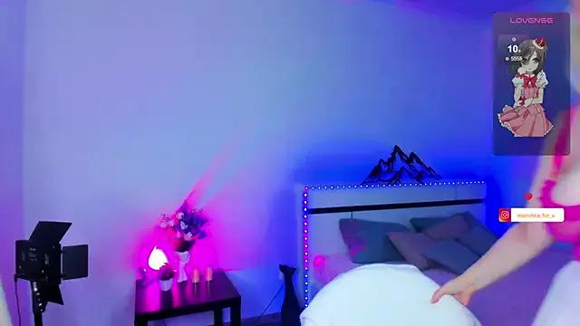 Dirty chat webcam: explore liveshows with versed models, from laying bare to fetishes, in a variety of sexy free adult webcams.
