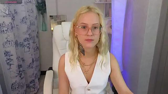 Marry_Stevens from StripChat
