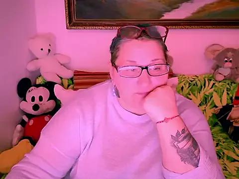 MarryBigBoobs69 from StripChat