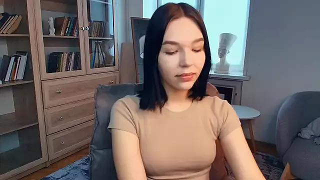 MarryWebbb from StripChat