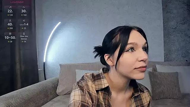 MarryWebbb from StripChat