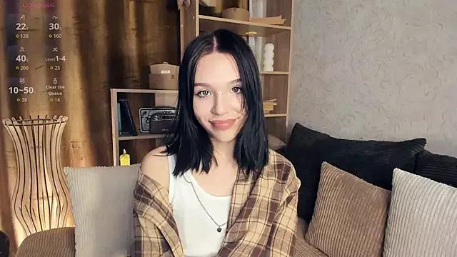 MarryWebbb from StripChat