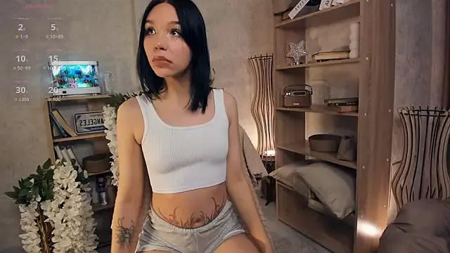 MarryWebbb from StripChat
