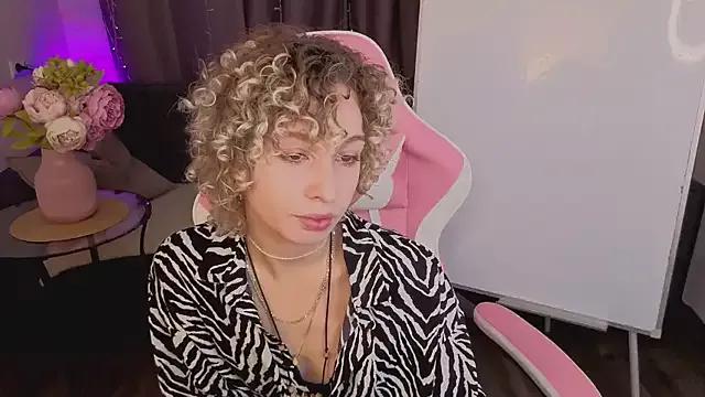 Mary_Wahlberg from StripChat is Freechat