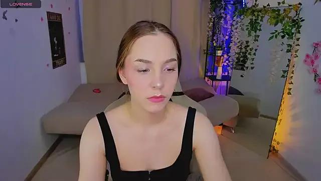 MaryGrand webcams show profile image 