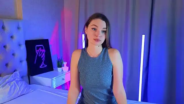 MaryHamilton from StripChat is Freechat