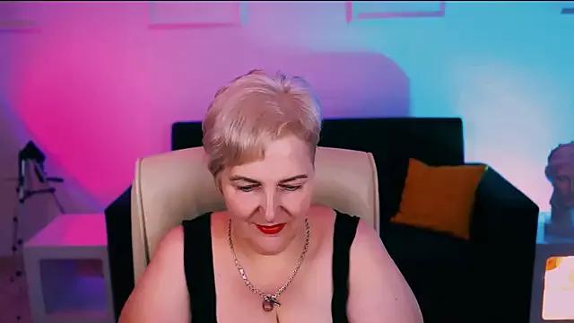 MaryMogan from StripChat is Freechat