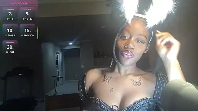 maskedgirl5005 from StripChat is Freechat