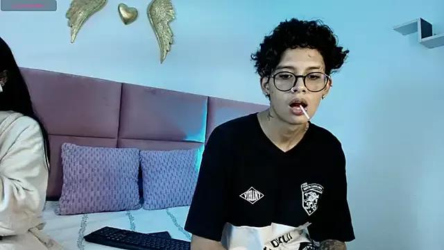 Massimo_vaiolethsan from StripChat