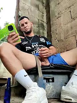 Master_pigdirty from StripChat is Freechat