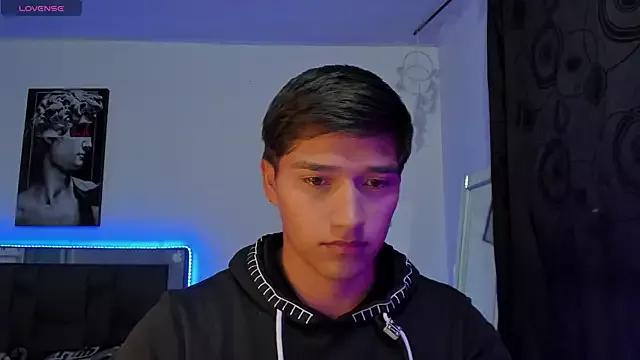 mateo-Esposito from StripChat is Freechat