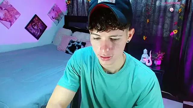 MattiaAGT from StripChat is Freechat