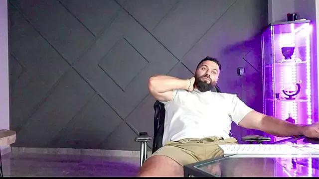 mattmasterss from StripChat