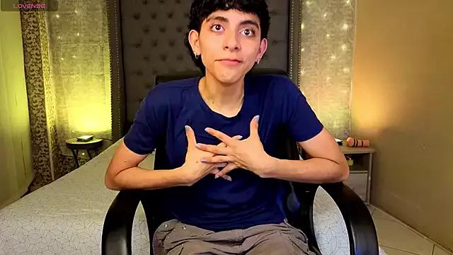 Matty_Sparkk from StripChat