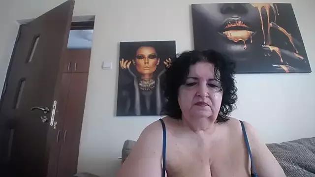 maturekorine from StripChat is Freechat