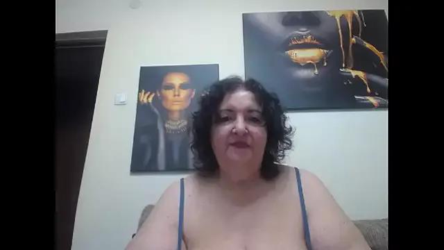 maturekorine from StripChat is Freechat