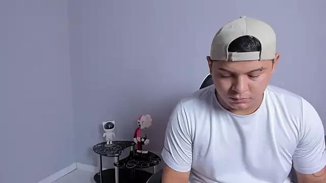Maximus_Steel from StripChat is Freechat