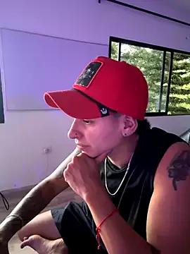maxsin_ from StripChat is Freechat