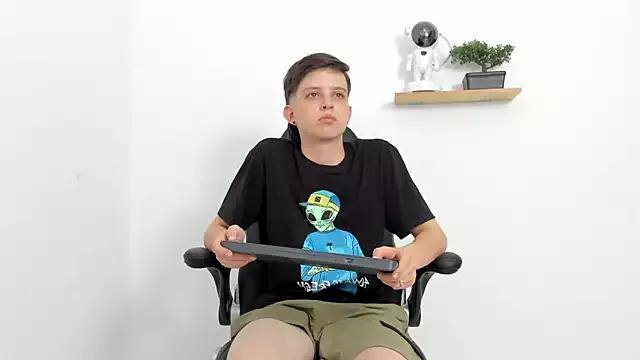 Maxx_rogers from StripChat