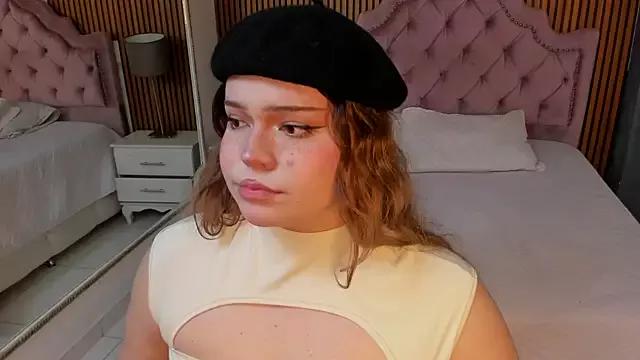 Maxxxine1 from StripChat