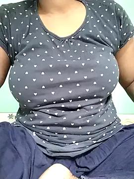 Maya-22 from StripChat